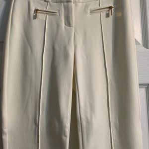 Stylish Cache pants never worn